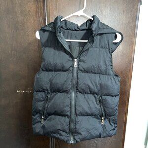 Black Puffer Vest w Hood
